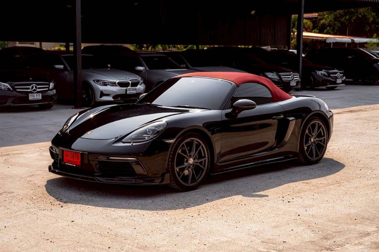 รถ Porsche Boxster 2.0 สี ดำ
