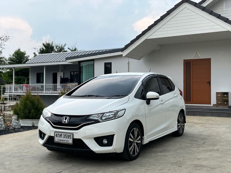 Honda Jazz 2016 1.5 SV i-VTEC Sedan เบนซิน ไม่ติดแก๊ส เกียร์อัตโนมัติ ขาว