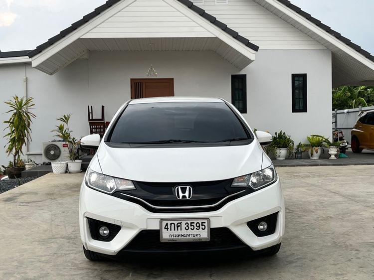 Honda Jazz 2016 1.5 SV i-VTEC Sedan เบนซิน ไม่ติดแก๊ส เกียร์อัตโนมัติ ขาว รูปที่ 2