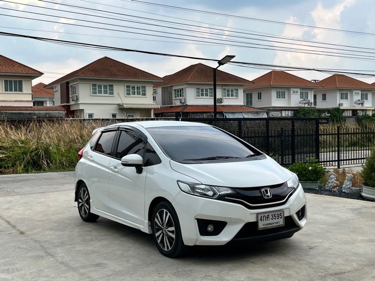 Honda Jazz 2016 1.5 SV i-VTEC Sedan เบนซิน ไม่ติดแก๊ส เกียร์อัตโนมัติ ขาว รูปที่ 3
