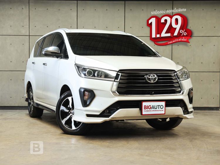 Toyota Innova 2023 2.8 Crysta Premium Utility-car ดีเซล ไม่ติดแก๊ส เกียร์อัตโนมัติ ขาว
