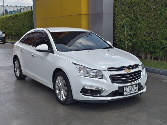 รถ Chevrolet Cruze 1.8 LTZ สี ขาว