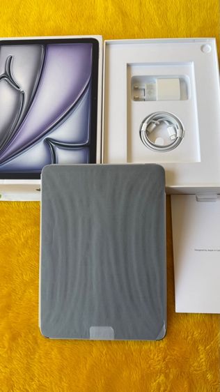 Apple 256 GB iPad Air M3-air7-256GB ใหม่ยังไม่ได้ใช้งานเลย