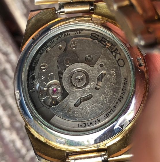 นาฬิกา Seiko 5 7S26 หน้าสีทอง หลังเปลือย หลักตุ่มทอง (หายาก) รูปที่ 8