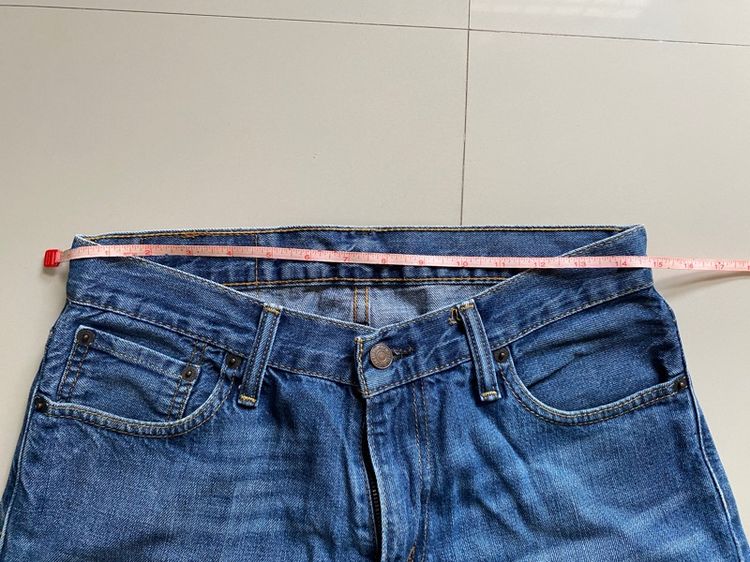 กางเกงยีนส์ขาสั้น ยี่ห้อ Levi’s รูปที่ 3