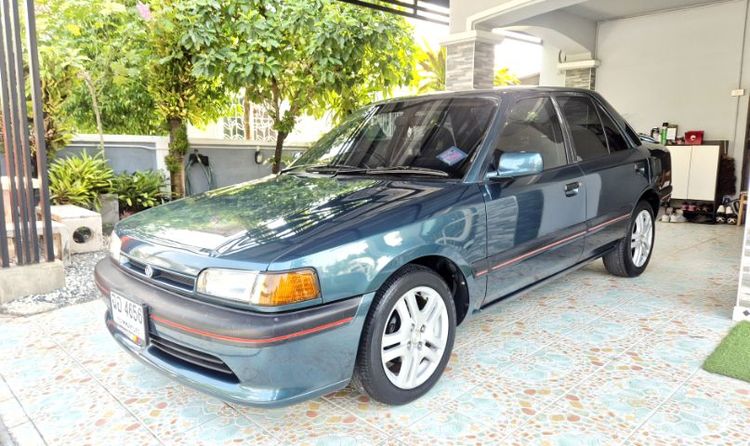 รถ Mazda 323 1.6 SGLX สี เขียว