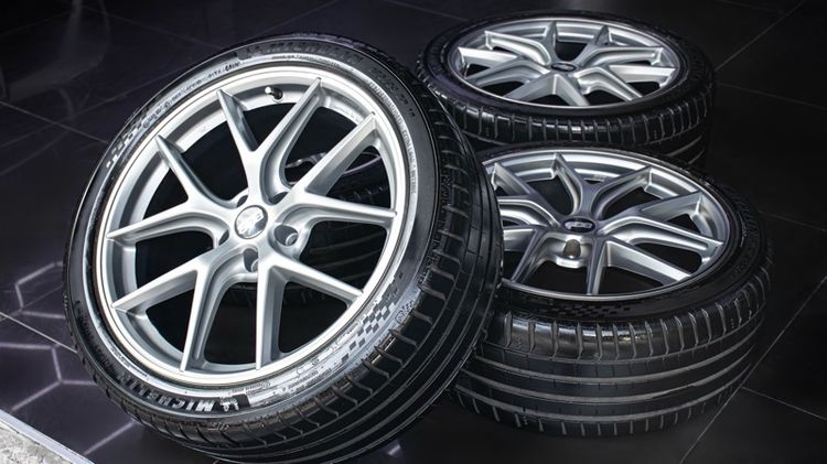 ล้อ BBS ขอบ 19” พร้อมยางปี 24