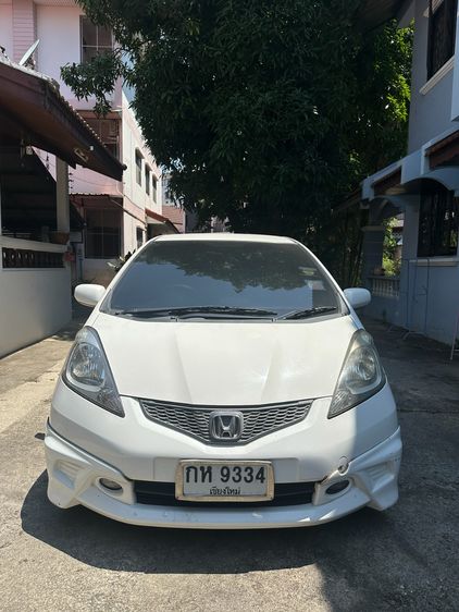 Honda Jazz 2008 1.5 V i-VTEC Sedan เบนซิน เกียร์อัตโนมัติ ขาว