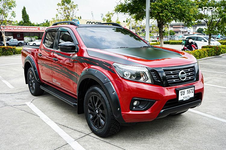 Nissan NP300-NAVARA 2019 2.5 Calibre E Black Edition Pickup ดีเซล ไม่ติดแก๊ส เกียร์ธรรมดา แดง รูปที่ 3