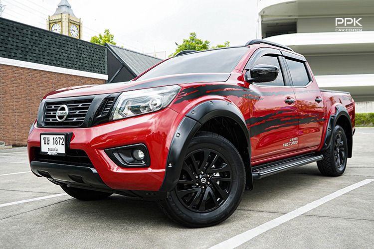 รถ Nissan NP300-NAVARA 2.5 Calibre E Black Edition สี แดง