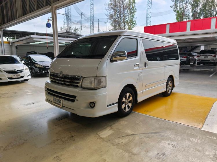 Toyota Ventury 2011 2.7 G Van เบนซิน ไม่ติดแก๊ส เกียร์อัตโนมัติ ขาว