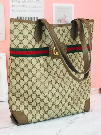 หญิง น้ำตาล อื่นๆ กระเป๋าแท้ สภาพสวย Gucci Coach Buberry