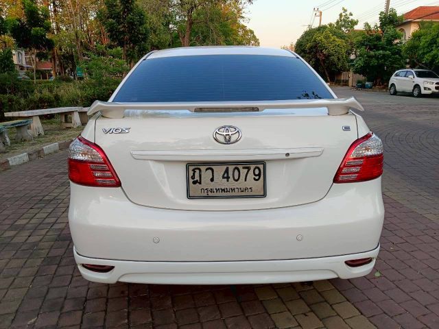 Toyota Vios 2010 1.5 E Sedan เบนซิน ไม่ติดแก๊ส เกียร์อัตโนมัติ ขาว รูปที่ 3
