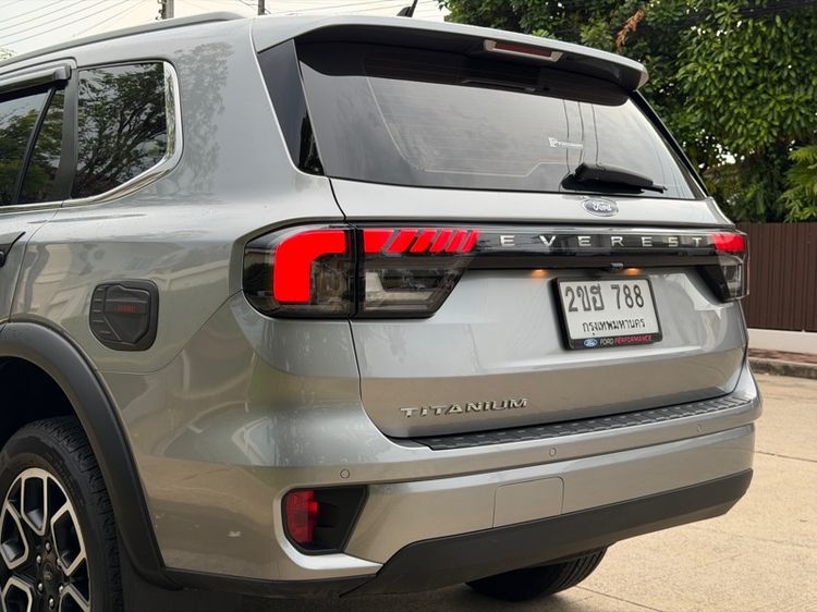 Ford Everest 2023 2.0 Titanium Plus Utility-car ดีเซล ไม่ติดแก๊ส เกียร์อัตโนมัติ บรอนซ์เงิน รูปที่ 4
