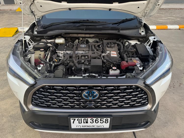Toyota Corolla Cross 2021 1.8 Hybrid Premium Safety Sedan ไฮบริด ไม่ติดแก๊ส เกียร์อัตโนมัติ ขาว รูปที่ 3