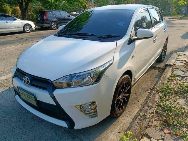 Toyota Yaris 2015 1.2 J Sedan เบนซิน ไม่ติดแก๊ส เกียร์อัตโนมัติ ขาว