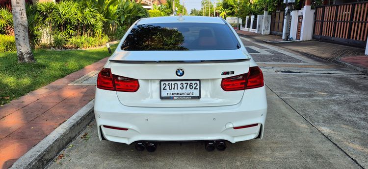 BMW Series 3 2014 328i Sedan เบนซิน ไม่ติดแก๊ส เกียร์อัตโนมัติ ขาว รูปที่ 3
