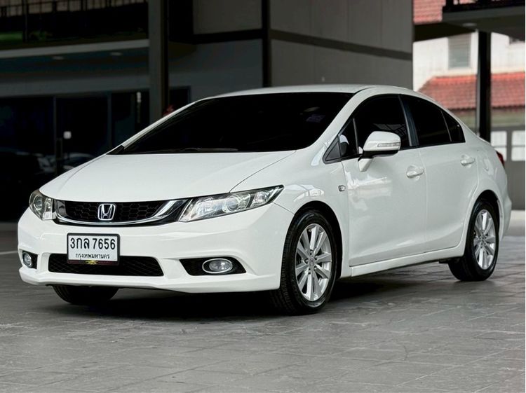 Honda Civic 2013 1.8 E i-VTEC Sedan เบนซิน ไม่ติดแก๊ส เกียร์อัตโนมัติ ขาว รูปที่ 3