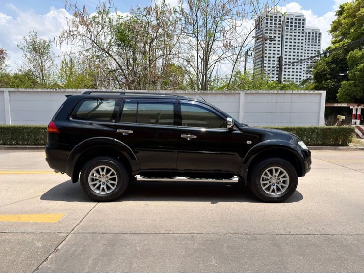Mitsubishi Pajero Sport 2013 2.5 GT 4WD Utility-car ดีเซล ไม่ติดแก๊ส เกียร์อัตโนมัติ ดำ รูปที่ 3
