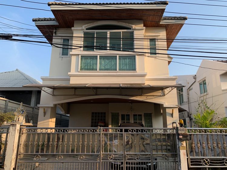ให้เช่า บ้าน 2 ชั้น 49 ตรว. 4 ห้องนอน 5 ห้องน้ำ พร้อมเข้าอยู่