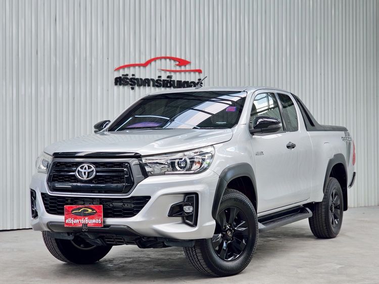 รถ Toyota Hilux Revo 2.4 Prerunner G Rocco สี เทา