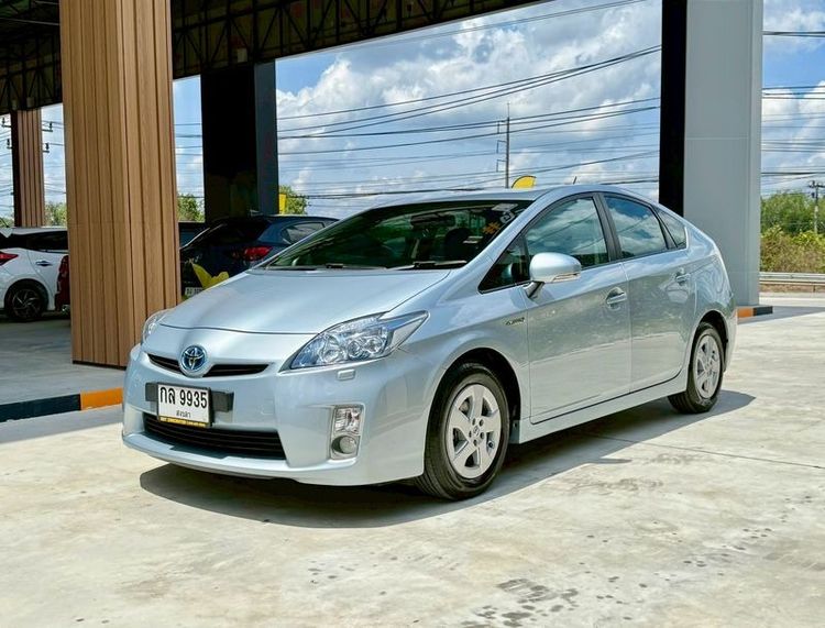 รถ Toyota Prius 1.8 Hybrid Top Grade สี เทา