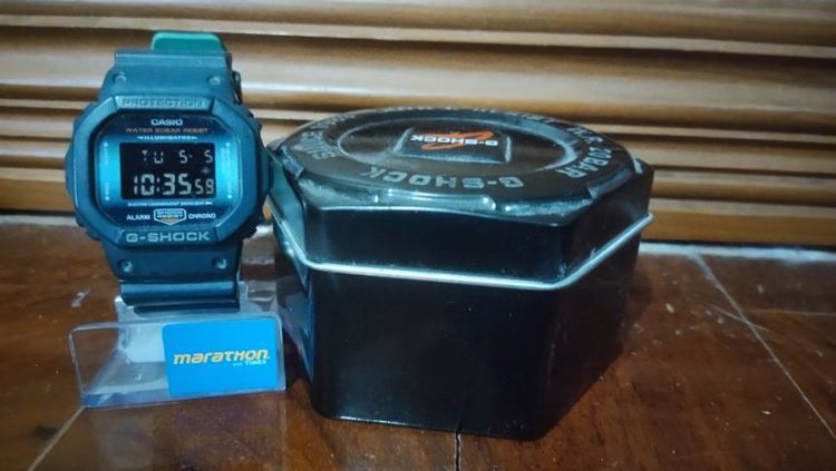 นาฬิกา  G-shock DW 5600 cc