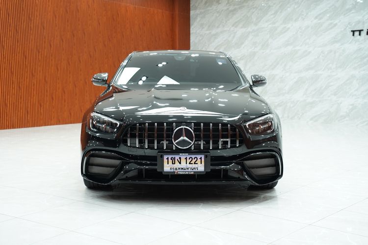 Mercedes-Benz E-Class 2023 E300e Sedan เบนซิน เกียร์อัตโนมัติ ดำ รูปที่ 2