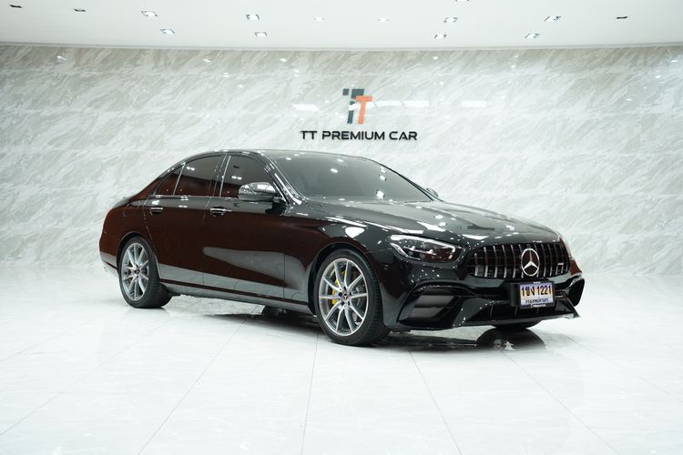 Mercedes-Benz E-Class 2023 E300e Sedan เบนซิน เกียร์อัตโนมัติ ดำ