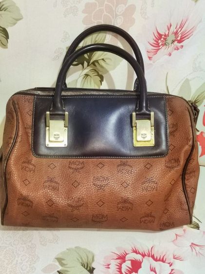 🎀กระเป๋า MCM แท้ ขนาด 13นิ้ว 