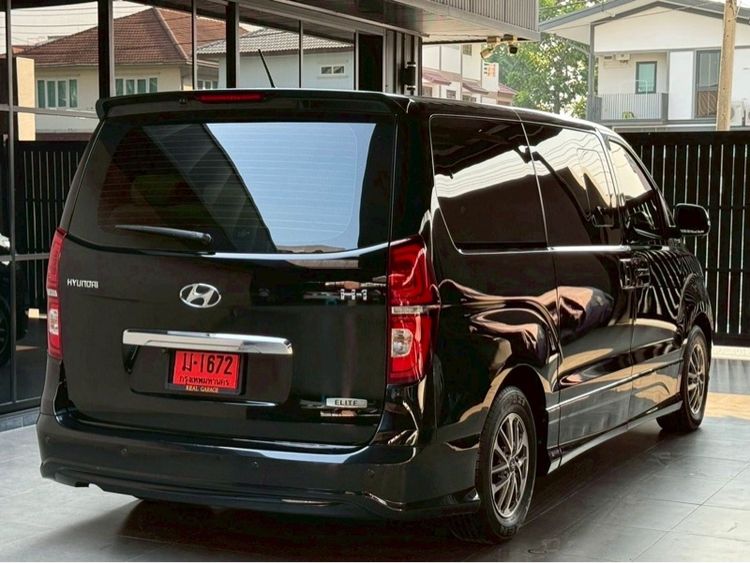 Hyundai H-1  2018 2.5 Elite Van ดีเซล ไม่ติดแก๊ส เกียร์อัตโนมัติ ดำ รูปที่ 4