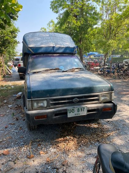 รถ Nissan BIG-M 2.5 Super GL สี เขียว