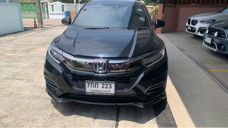 Honda HR-V 2018 1.8 RS Utility-car เบนซิน เกียร์อัตโนมัติ ดำ รูปที่ 3
