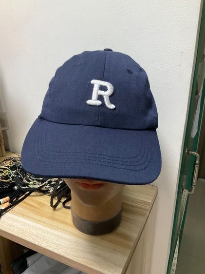 หมวกแก๊ป ปักอักษร R สีกรม บังแดด ใส่สบาย ใส่ได้ชายและหญิง สามารถปรับขนาดได้ รูปที่ 2