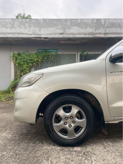 Toyota Hilux Vigo Champ 2014 Smart Cab 2.5 E Pickup ดีเซล เกียร์ธรรมดา เงิน รูปที่ 3