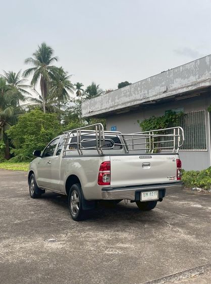 Toyota Hilux Vigo Champ 2014 Smart Cab 2.5 E Pickup ดีเซล เกียร์ธรรมดา เงิน รูปที่ 2