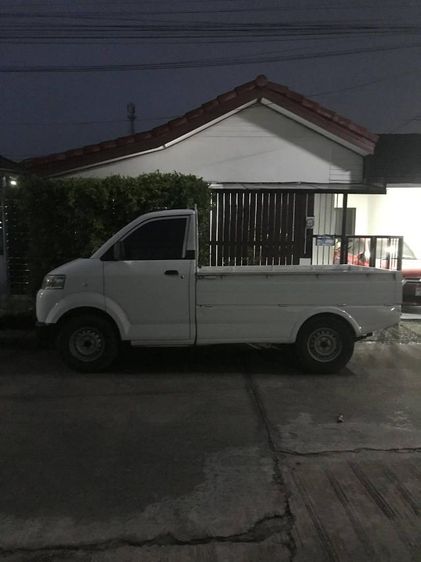 รถ Suzuki Carry 1.6 สี ขาว
