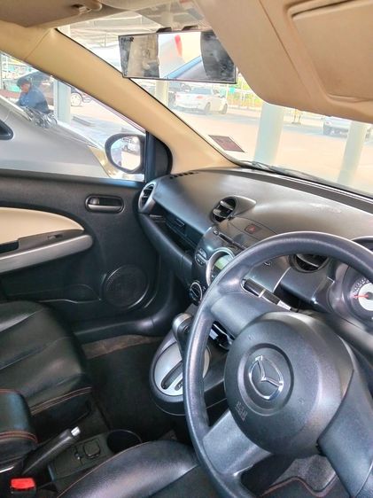 Mazda Mazda 2 2012 1.3 High Plus Sedan เบนซิน ไม่ติดแก๊ส เกียร์อัตโนมัติ ดำ รูปที่ 4