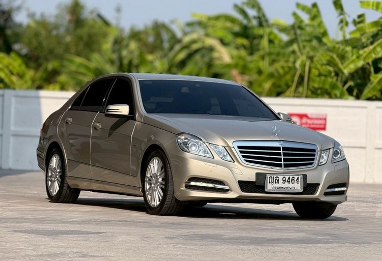Mercedes-Benz E-Class 2011 E200 CGI Sedan เบนซิน ไม่ติดแก๊ส เกียร์อัตโนมัติ น้ำตาล