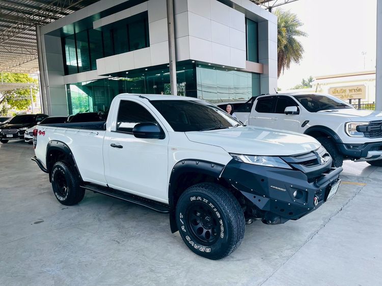 Mitsubishi Triton 2022 2.4 GL 4WD Pickup ดีเซล ไม่ติดแก๊ส เกียร์อัตโนมัติ ขาว รูปที่ 3