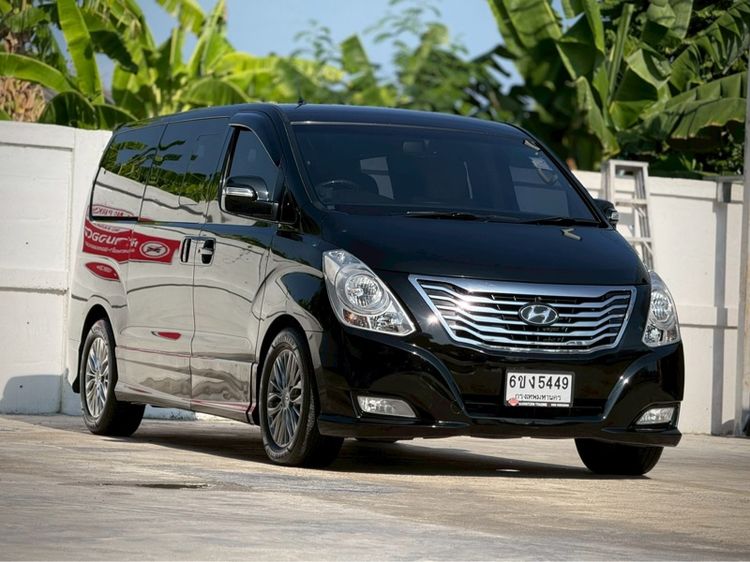 รถ Hyundai Grand Starex 2.5 VIP สี ดำ