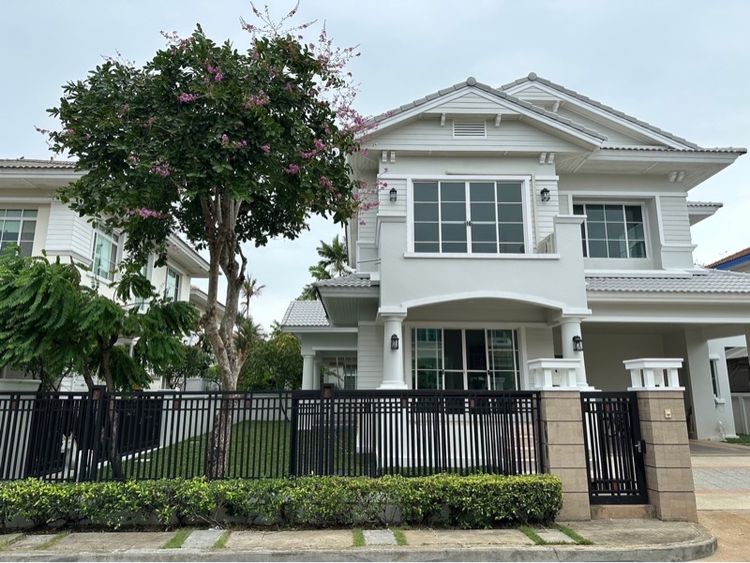 บ้านให้เช่า นันทวันอ่อนนุช พระราม9 เดือนละ56000บาท