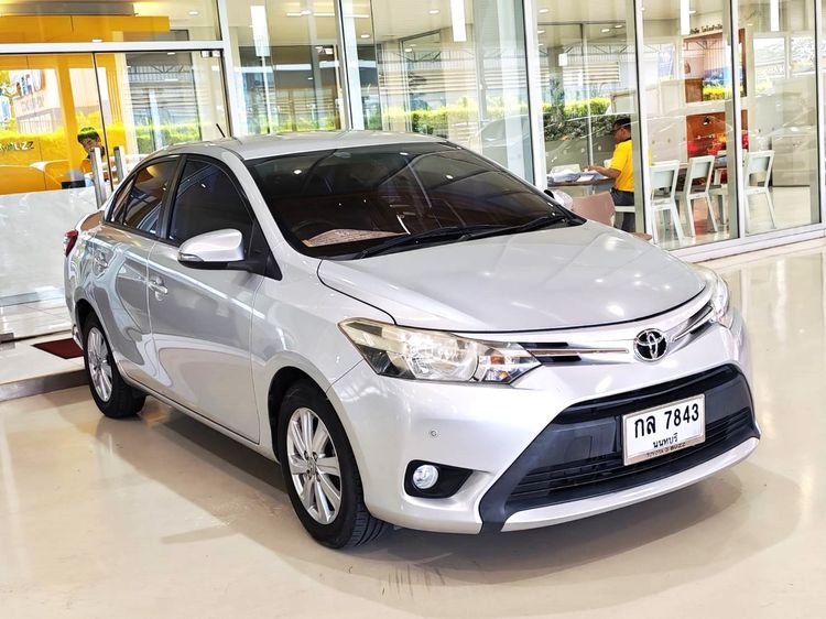 Toyota Vios 2015 1.5 E Sedan เบนซิน ไม่ติดแก๊ส เกียร์อัตโนมัติ บรอนซ์เงิน รูปที่ 2