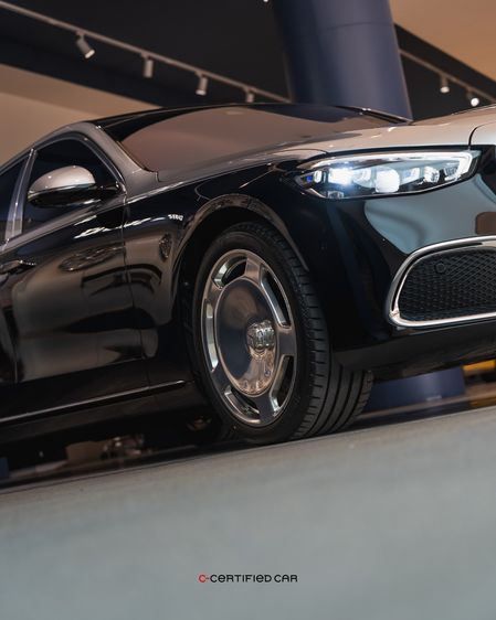 Mercedes-Benz S-Class 2024 S580e Sedan ปลั๊กอินไฮบริด (PHEV) ไม่ติดแก๊ส เกียร์อัตโนมัติ ดำ รูปที่ 4