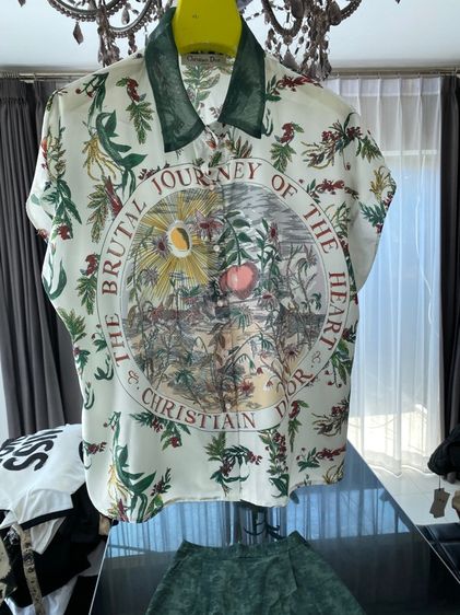 คริสเตียนดิออร์ เสื้อแขนล้ำ พร้อมกางเกง  สภาพใหม่เอี่ยม รูปที่ 8