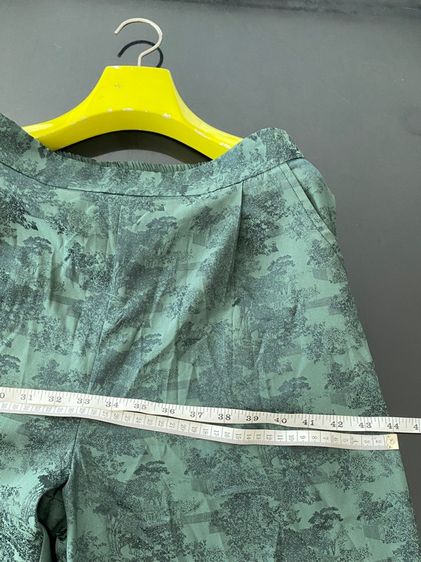 คริสเตียนดิออร์ เสื้อแขนล้ำ พร้อมกางเกง  สภาพใหม่เอี่ยม รูปที่ 14