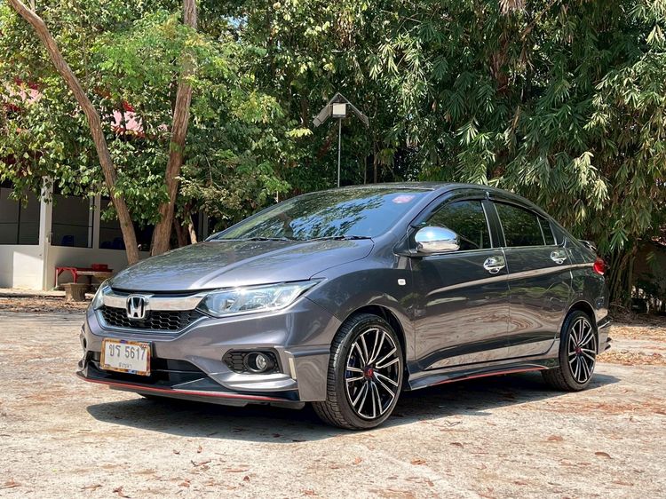 Honda City 2018 1.5 V Plus i-VTEC Sedan เบนซิน ไม่ติดแก๊ส เกียร์อัตโนมัติ เทา