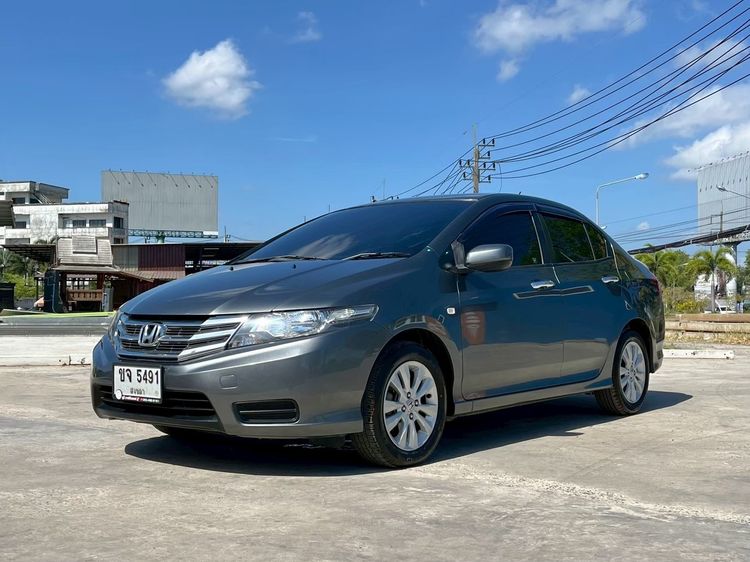 Honda City 2013 1.5 V i-VTEC Sedan เบนซิน ไม่ติดแก๊ส เกียร์อัตโนมัติ เทา