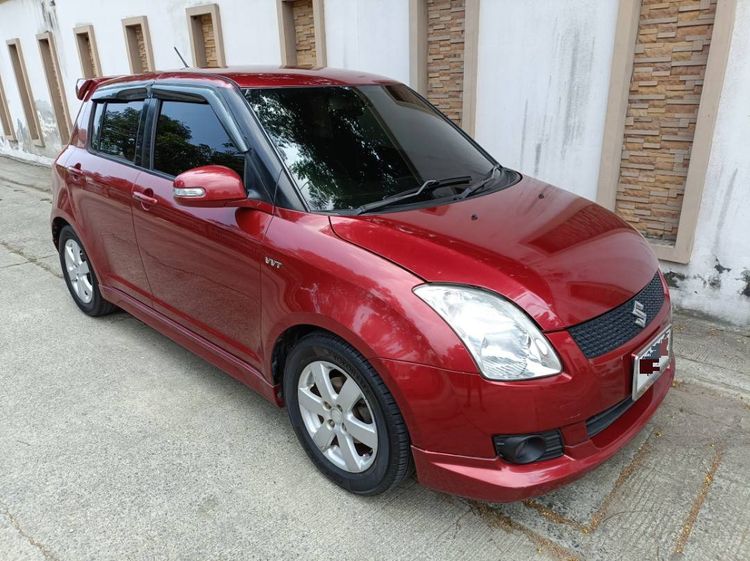 รถ Suzuki Swift 1.5 GL สี แดง