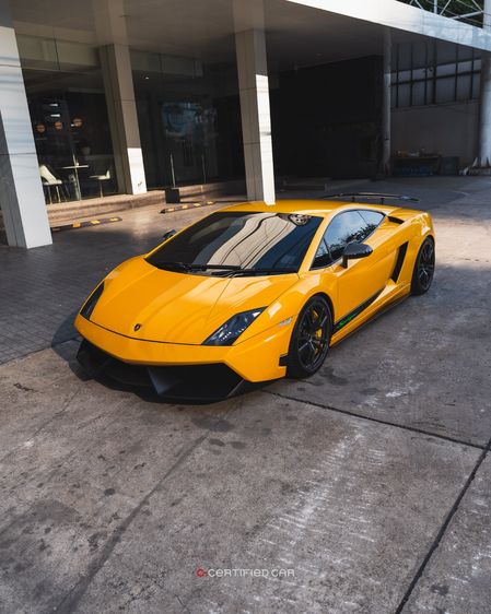 รถ Lamborghini Gallardo 5.2 LP570 4 Superleggerra สี เหลือง